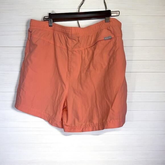 Columbia Pants - Columbia Women's Peach Shorts Size XL